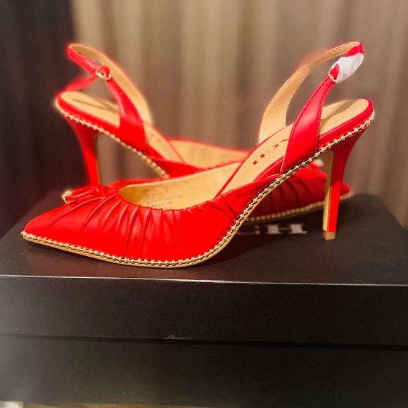 Coach Heels - Picture 1 of 6